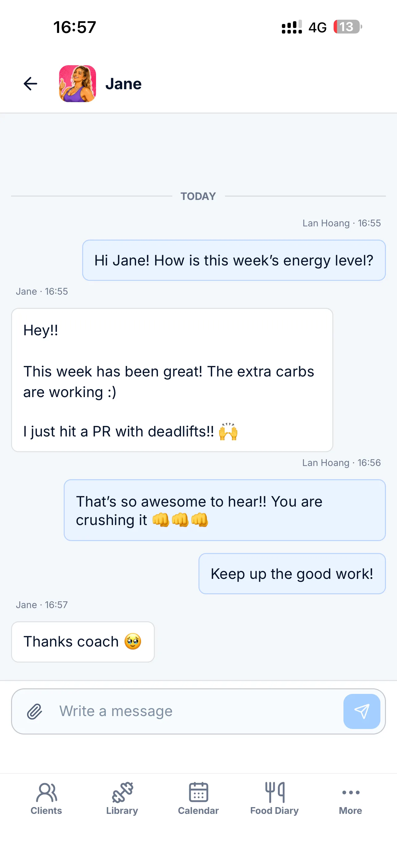 undefined Text conversation between a coach and a fitness client about their training week's energy level